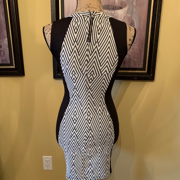 Divided by H&M Dress Black Size 4 - Picture 3 of 5